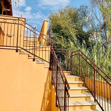 Bubu, Country-chic Holiday home